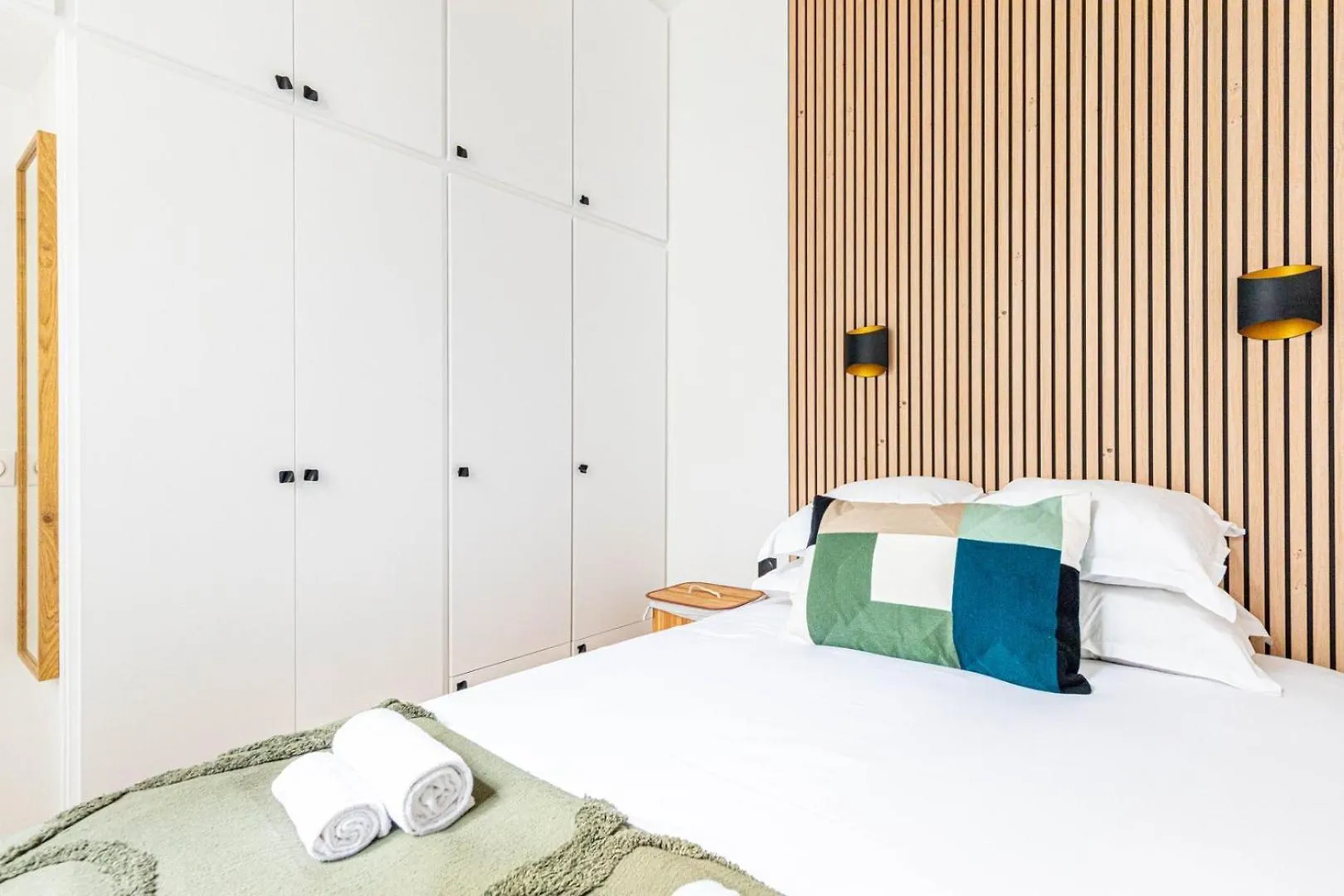 Guestready - Parisian Charm Near Notre-Dame Apartment 0*, Paris France